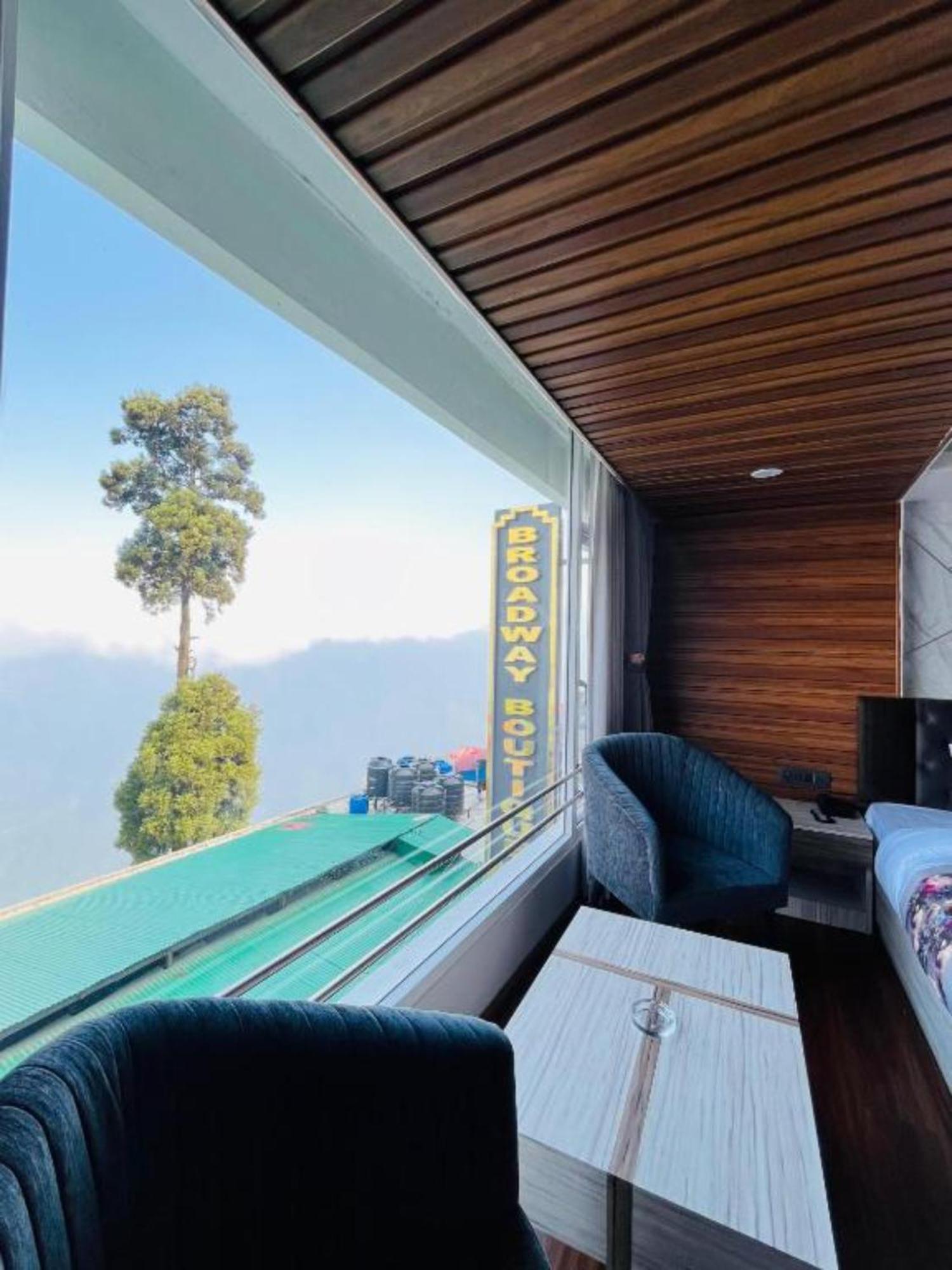 Hotel Broadway Boutique Mall Road Darjeeling - A Luxury Collection - Best Seller Eksteriør billede