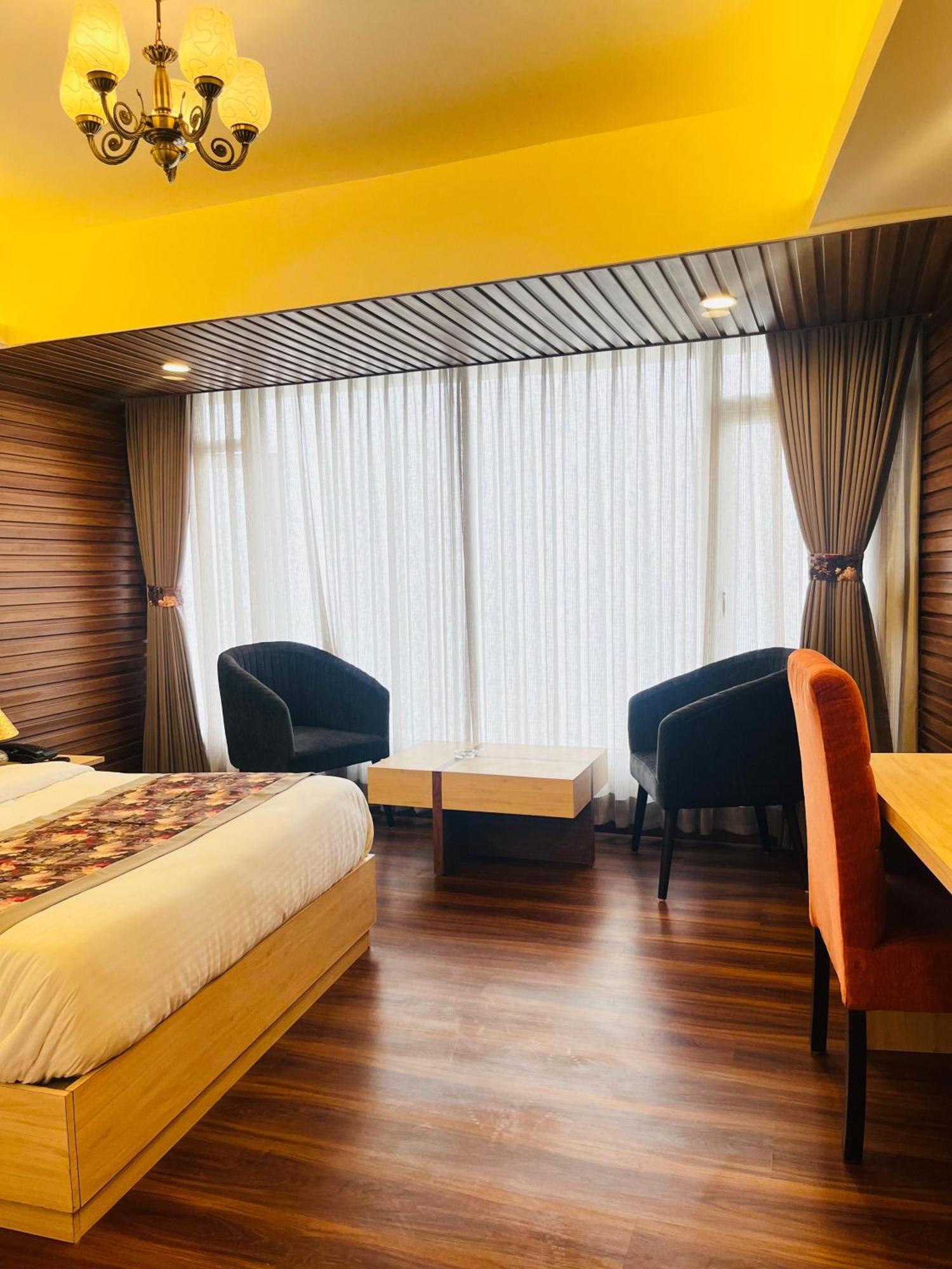 Hotel Broadway Boutique Mall Road Darjeeling - A Luxury Collection - Best Seller Eksteriør billede